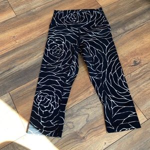 Lululemon Wunder Under Capris